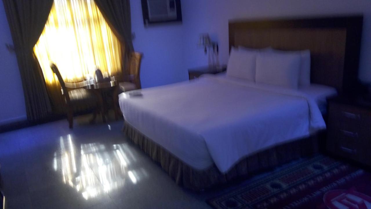 Immaculate Royal Int'L Hotel Owerri Exterior foto